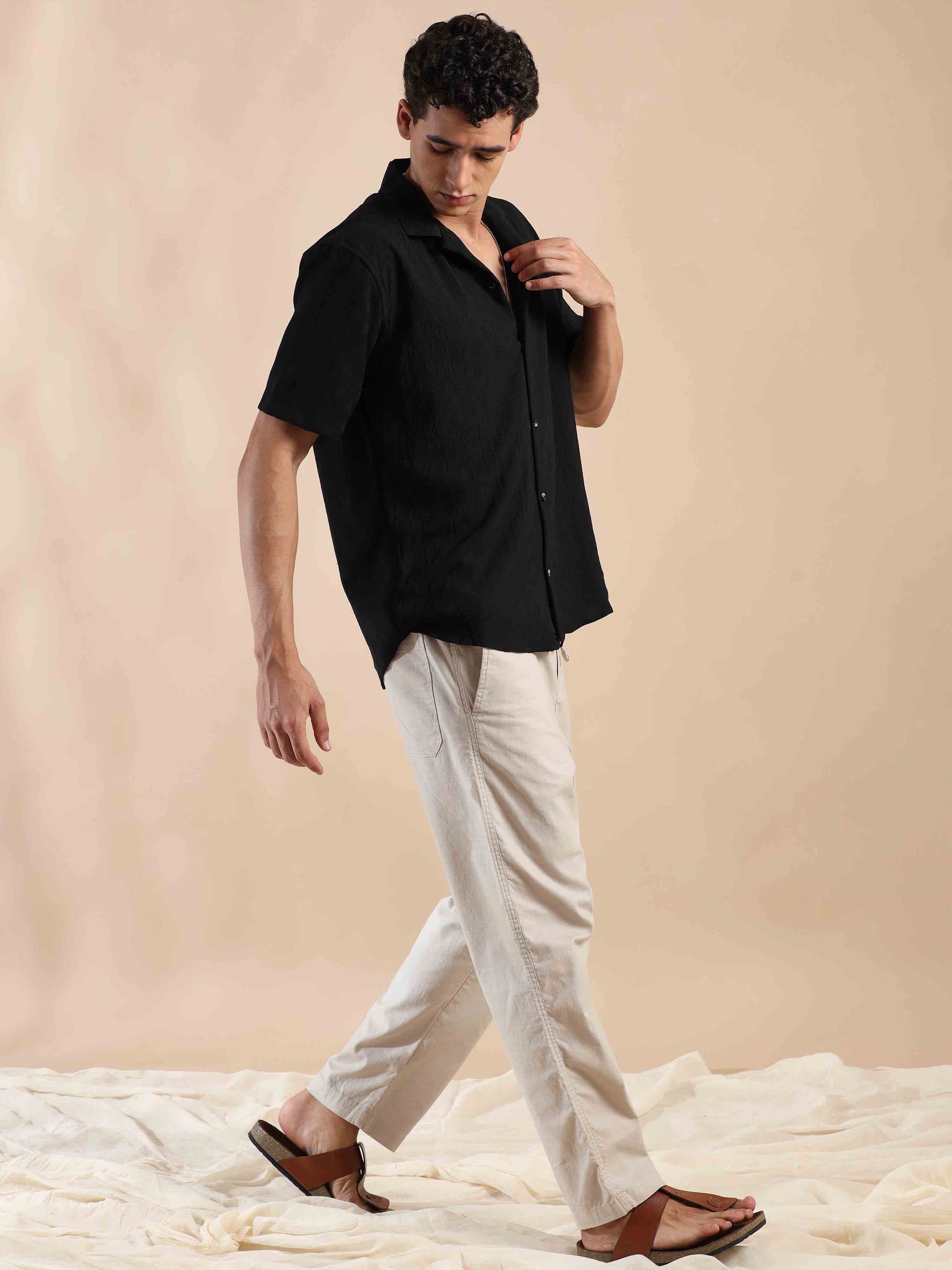 Half sleeve black solid popcorn shirt for men