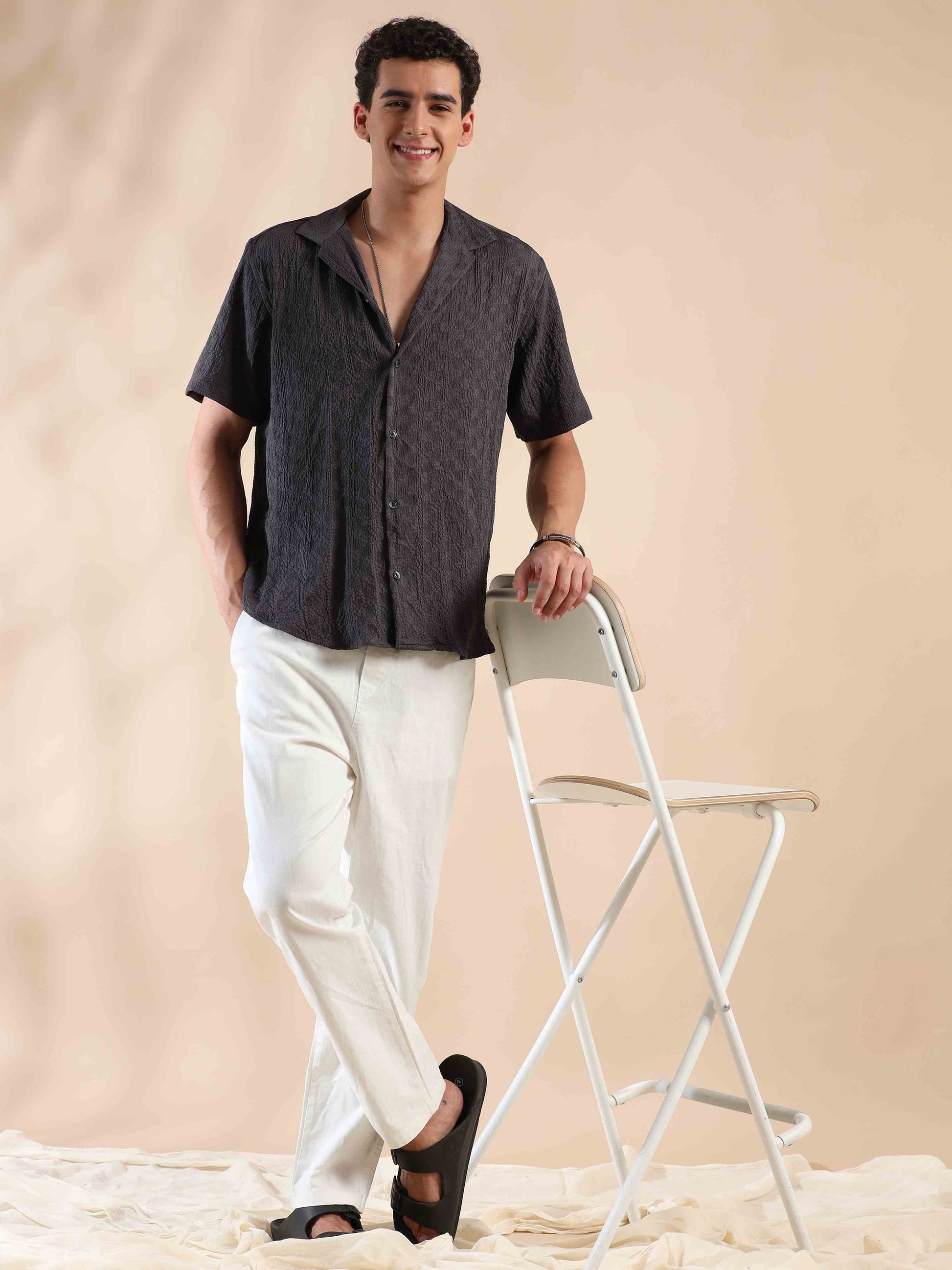 Half sleeve solid popcorn shirt for men