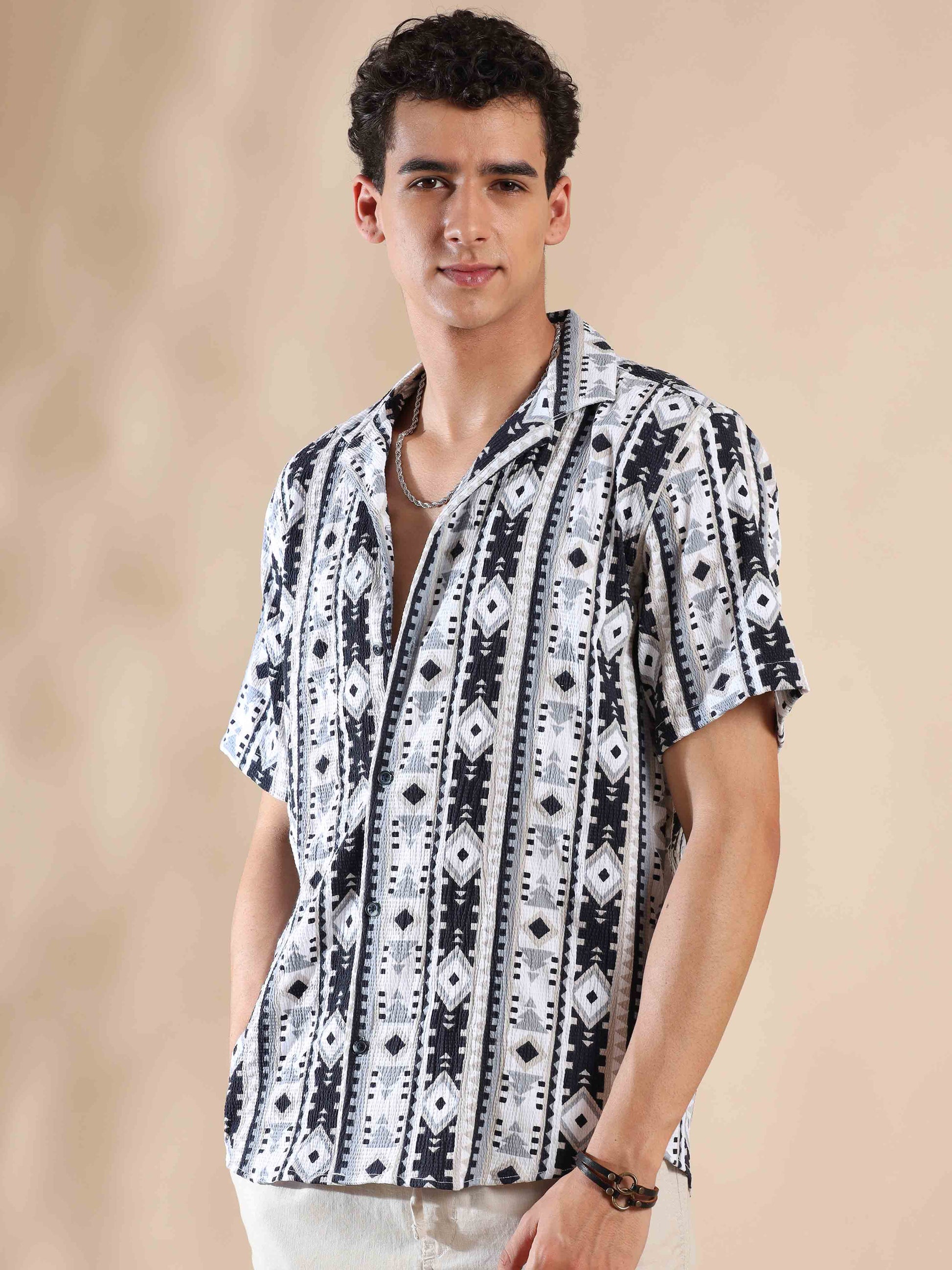 Half sleeve printed popcorn shirt for men