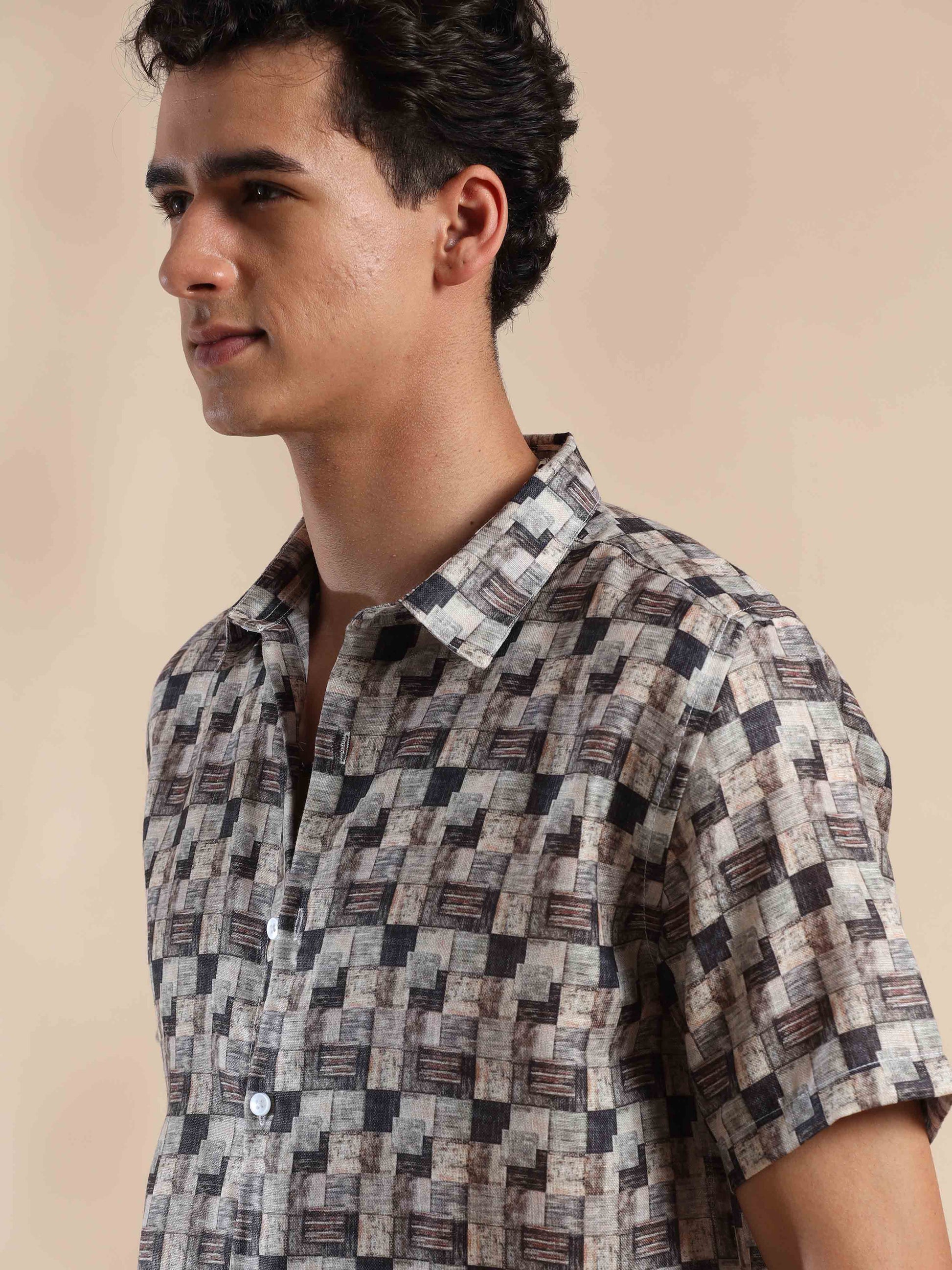 Half Sleeves printed Polyester Cotton Shirt for Men