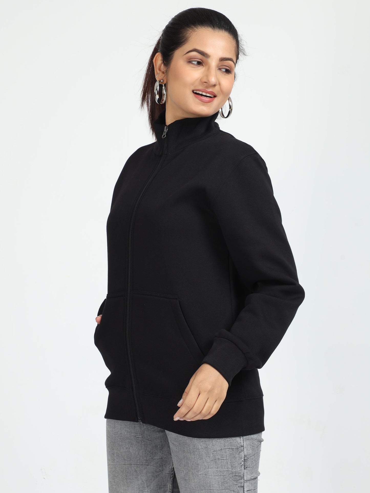 Black Highneck sweatshirt